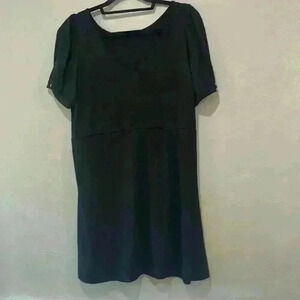 Black v neck dress with adjustable waist and slightly puffy sleeves size large